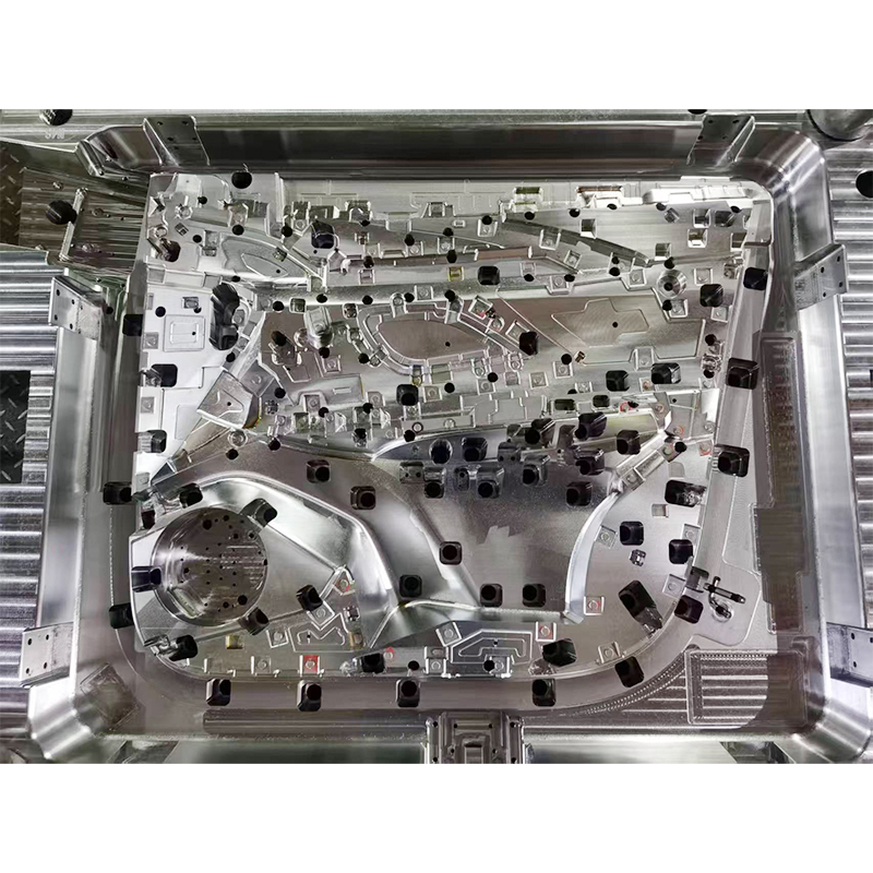 How can the cooling system be optimized to shorten the molding cycle when manufacturing car door panel parts using plastic molds?